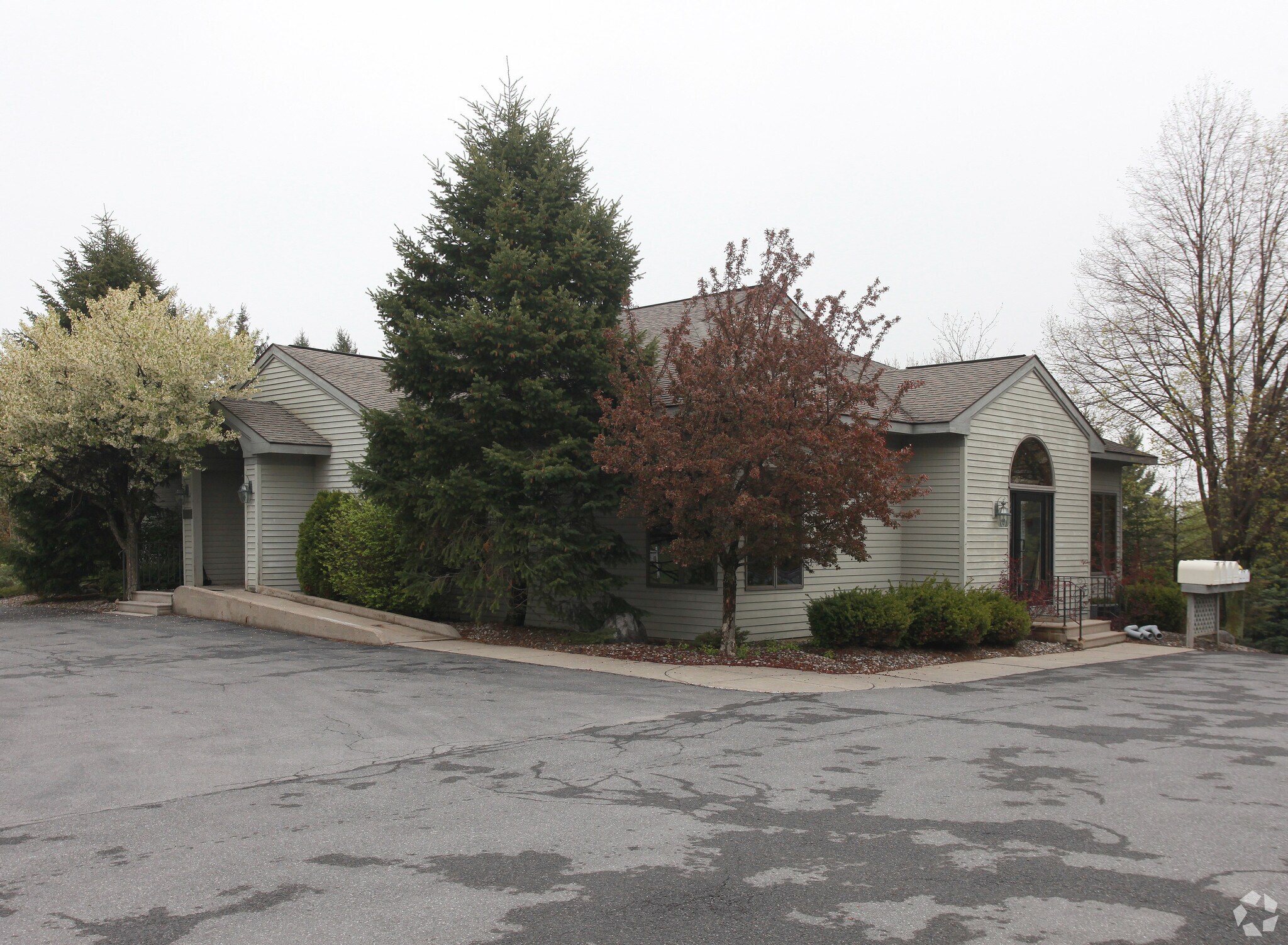 5110 Velasko Rd, Syracuse, NY for sale Primary Photo- Image 1 of 1