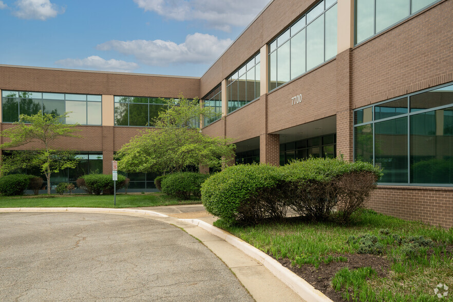 7700 Boston Blvd, Springfield, VA for sale - Building Photo - Image 3 of 6