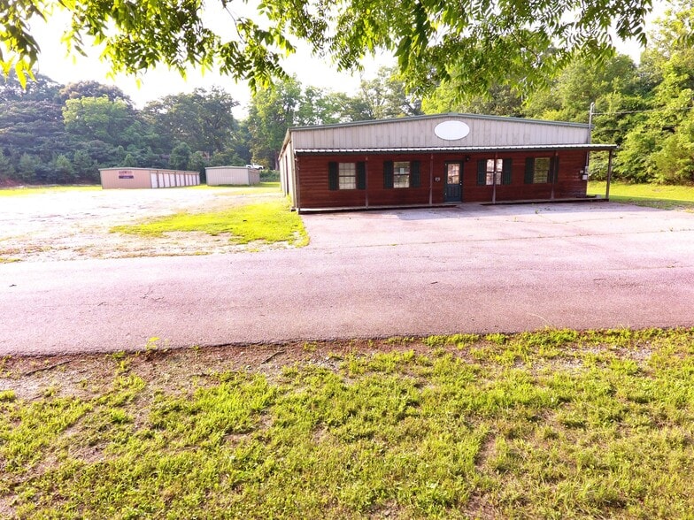 323 Fulton St, Dadeville, AL for sale - Primary Photo - Image 2 of 14