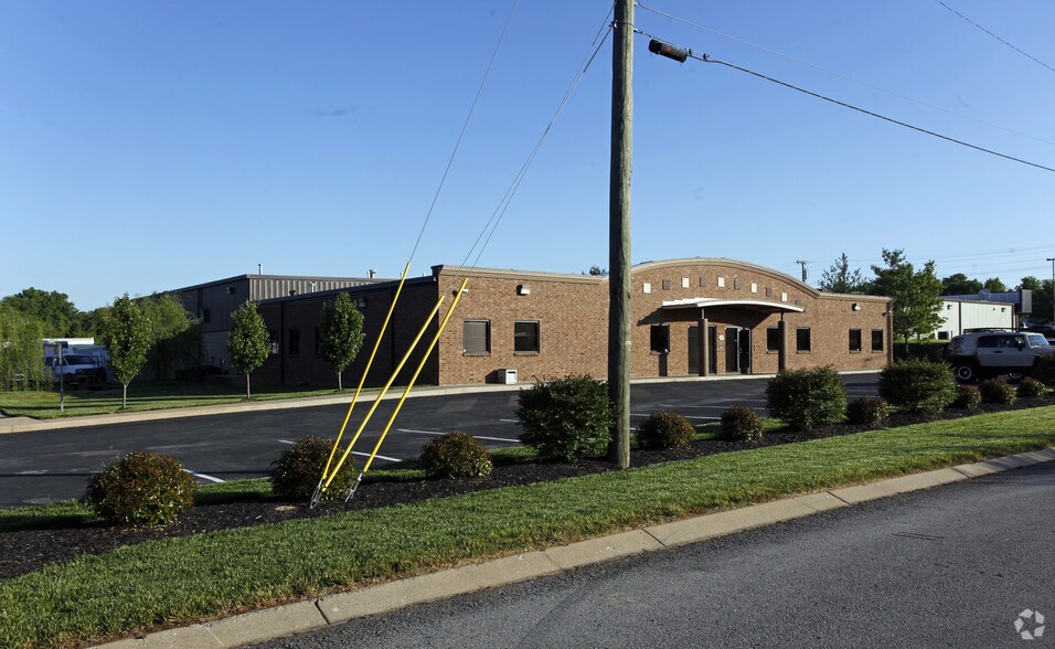 319 Martingale Rd, Old Hickory, TN for sale - Primary Photo - Image 1 of 1