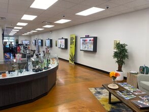 9904 Franklin Ave, Fort McMurray, AB for lease Interior Photo- Image 2 of 2