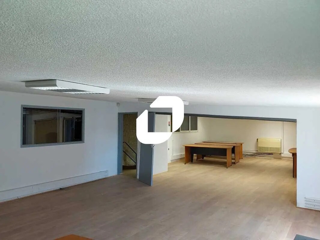 Flex in Montpellier for lease Interior Photo- Image 1 of 14