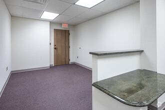 3975 University Dr, Fairfax, VA for lease Interior Photo- Image 2 of 12