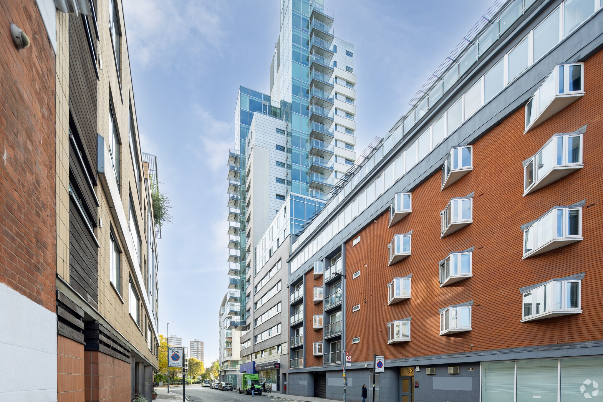 34 Long Ln, London for sale Primary Photo- Image 1 of 1