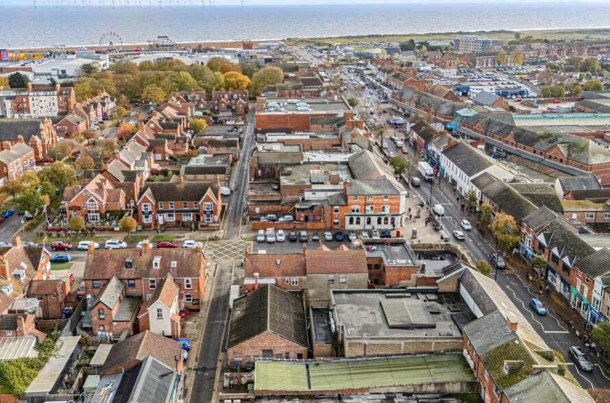 36 Prince George St, Skegness for sale - Building Photo - Image 3 of 17