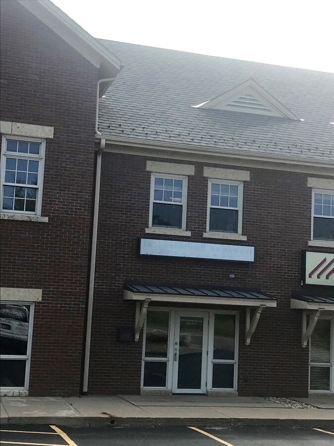 998 Fremont Ave, Dubuque, IA 52003