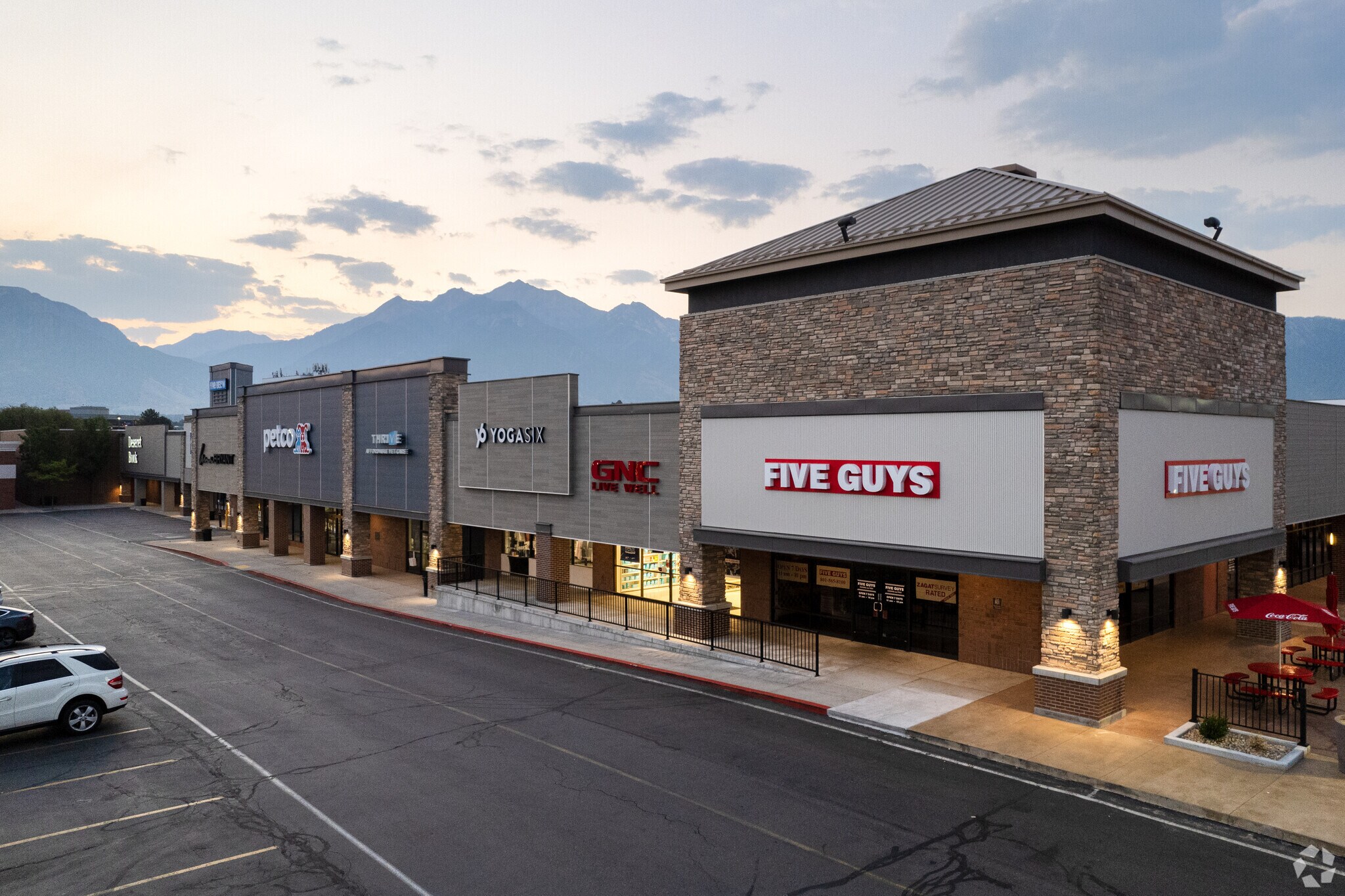 1094 E Fort Union Blvd, Midvale, UT for sale Primary Photo- Image 1 of 1