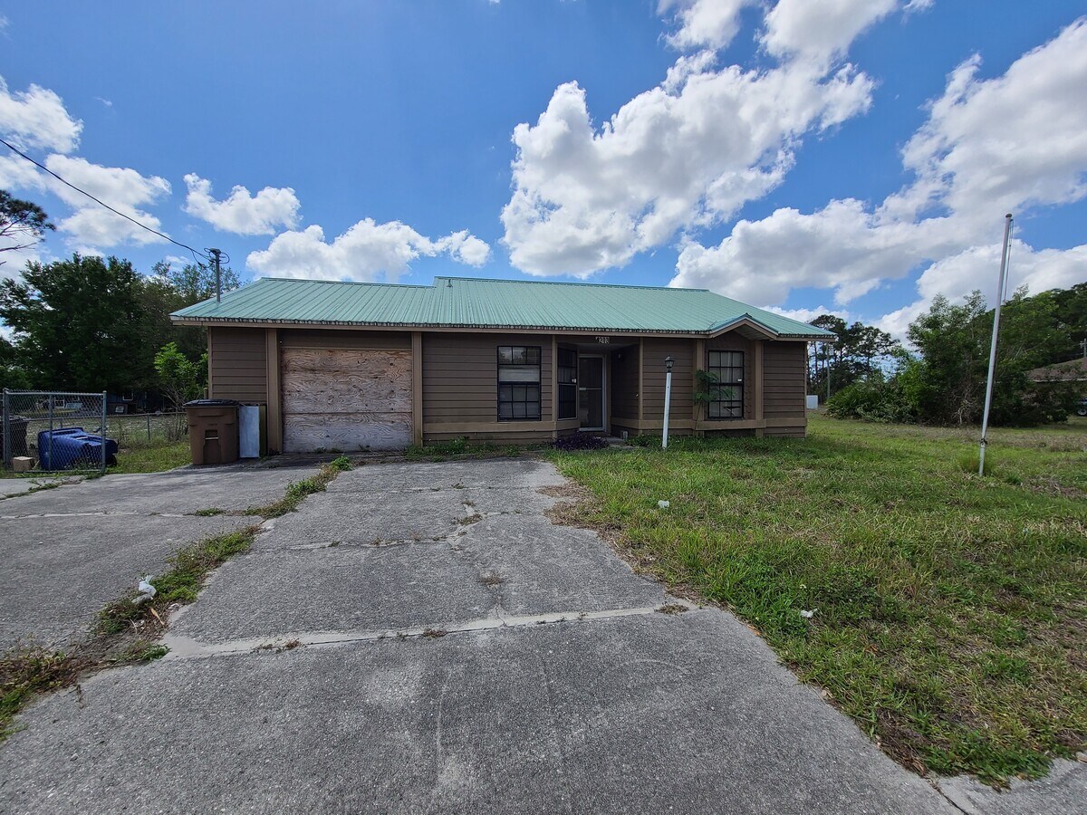 4213 Lee Blvd, Lehigh Acres, FL 33971