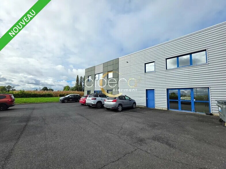 Office in Gerzat for lease - Building Photo - Image 1 of 11