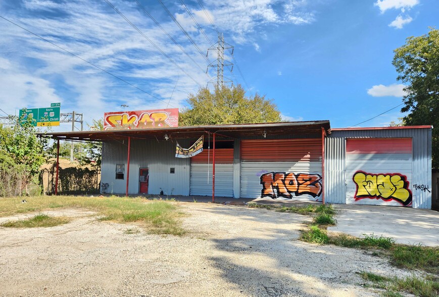 1014 Roosevelt Ave, San Antonio, TX for sale - Building Photo - Image 1 of 1