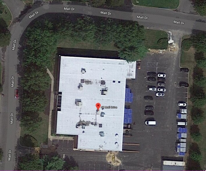 48 Mall Dr, Hauppauge, NY for lease - Building Photo - Image 3 of 19