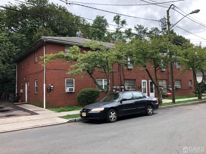 60 Reservoir Ave, New Brunswick, NJ for sale - Primary Photo - Image 1 of 1