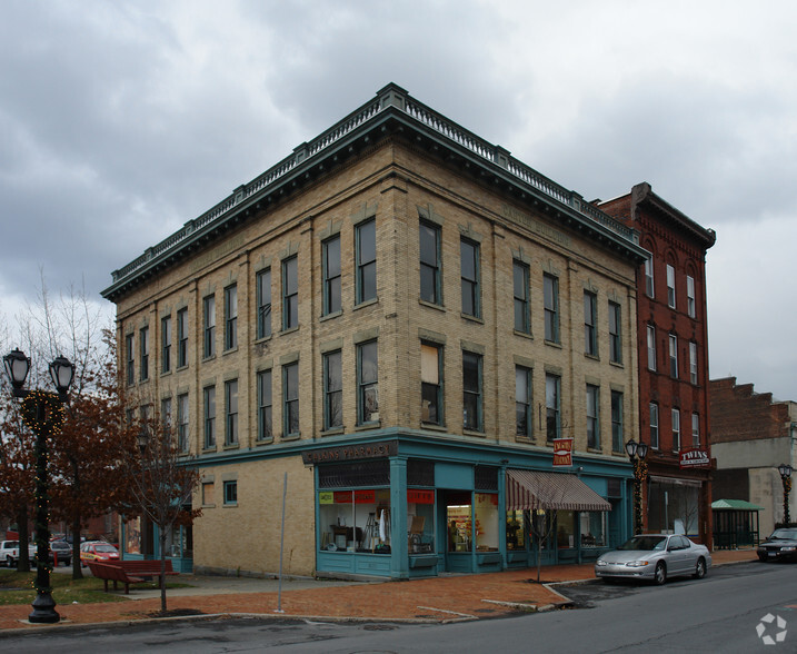 57 Remsen St, Cohoes, NY for sale - Primary Photo - Image 1 of 1