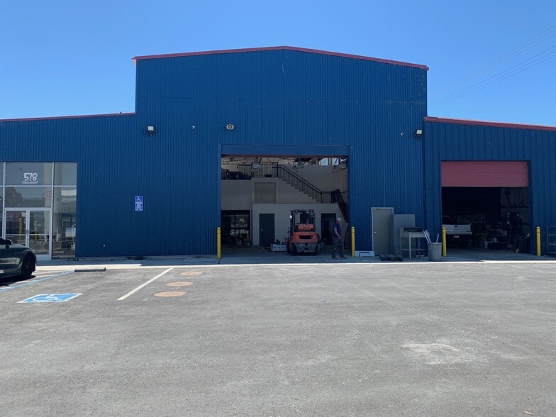 578 Cleveland Ave, Albany, CA for sale - Building Photo - Image 1 of 1