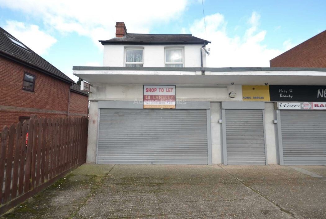 168B-168C Whitley Wood Rd, Reading for sale Primary Photo- Image 1 of 1