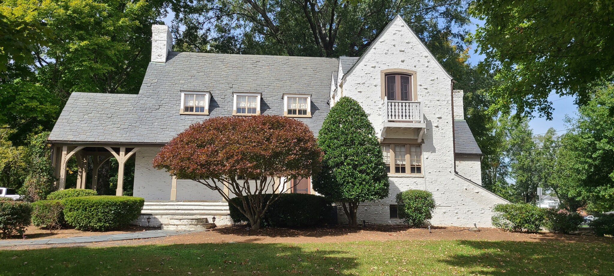 200 S Main St, Kernersville, NC 27284 Office for Sale