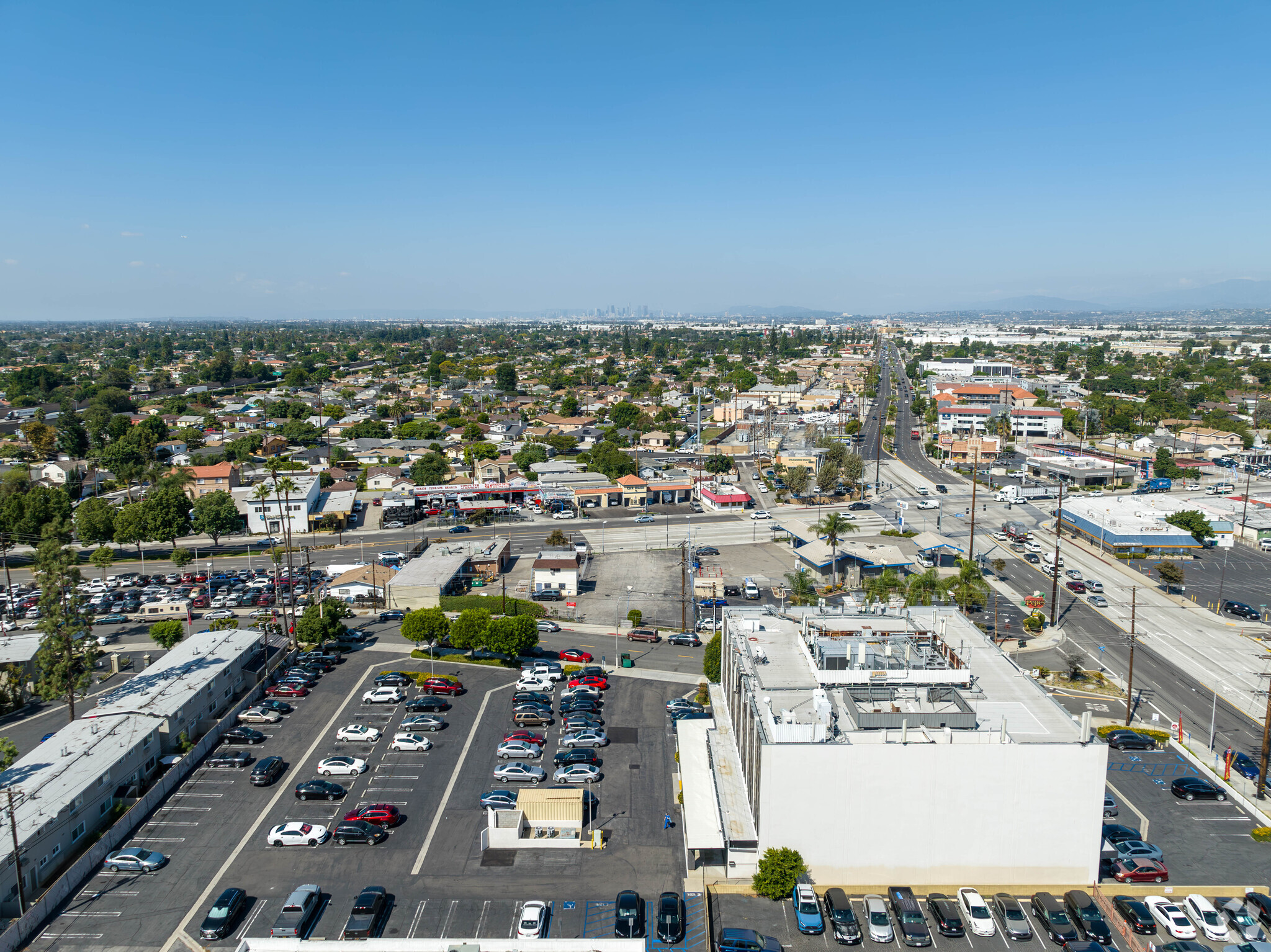 9040 Telegraph Rd, Downey, CA 90240 - Caremore Medical Building | LoopNet