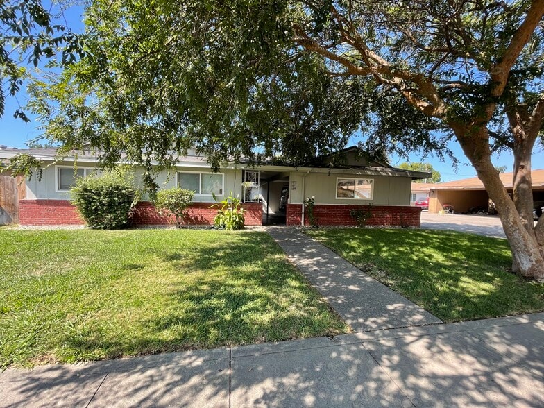 3871 Ryde Ave, Stockton, CA for sale - Building Photo - Image 1 of 7