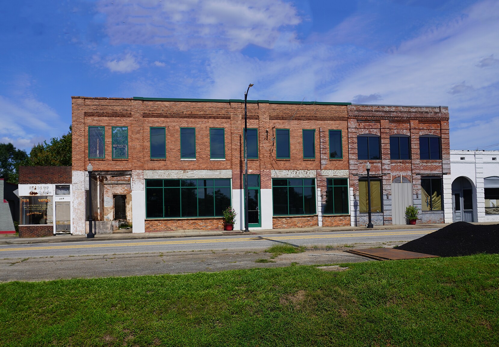 117 N Main St, Belton, SC for sale Primary Photo- Image 1 of 1