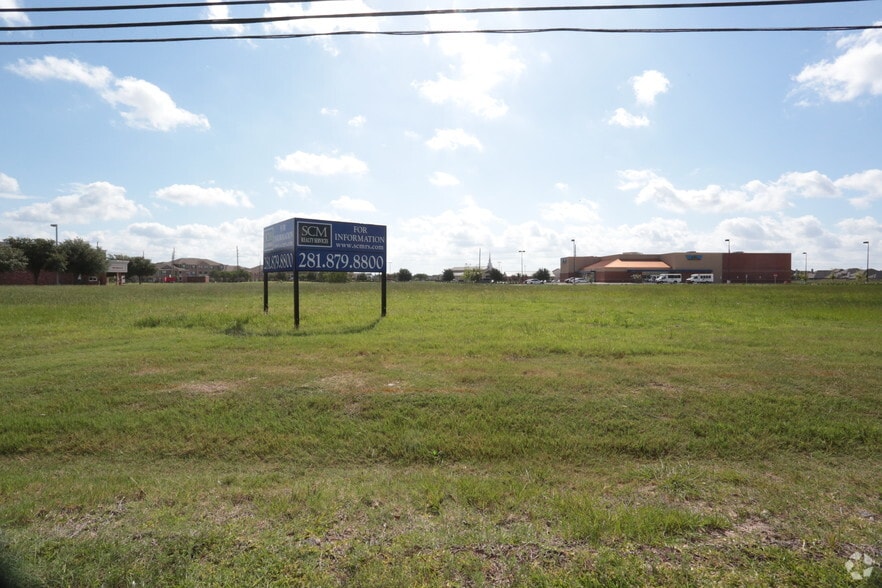 8722 Barker Cypress Rd, Cypress, TX for sale - Primary Photo - Image 1 of 1