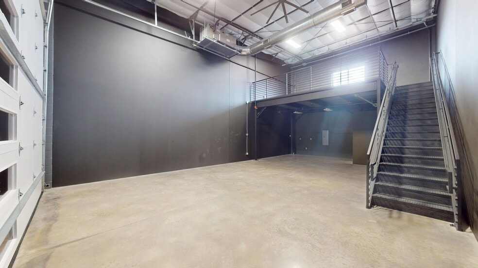 2100 Double Creek Dr, Round Rock, TX for lease - Interior Photo - Image 2 of 7