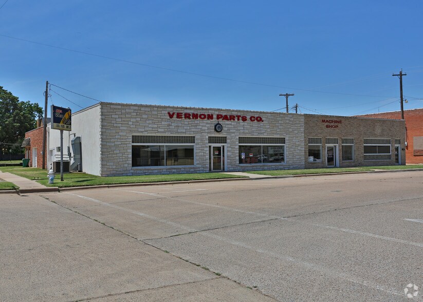 1707 Marshall St, Vernon, TX for sale - Primary Photo - Image 1 of 1