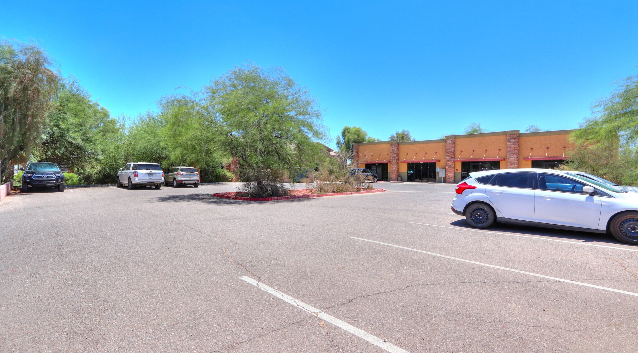 201 E Cottonwood Ln, Casa Grande, AZ 85122 Office for Sale