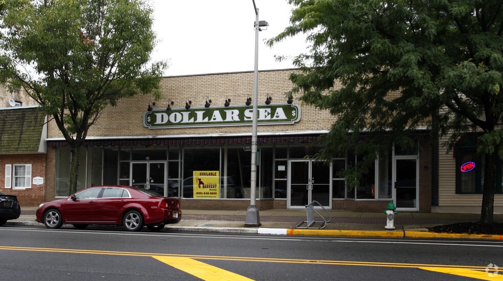 26-32 S Broad St, Woodbury, NJ for lease - Building Photo - Image 3 of 9