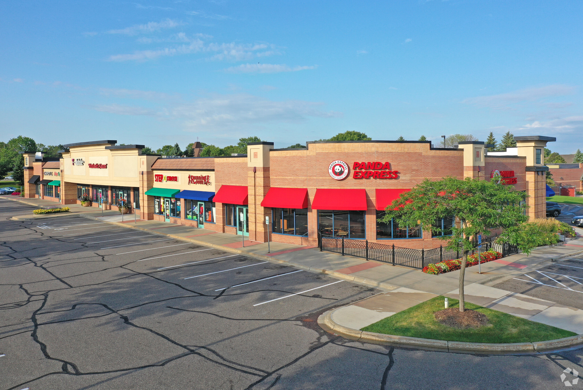 7455 Currell Blvd, Woodbury, MN, 55125 - Retail Space For Lease ...