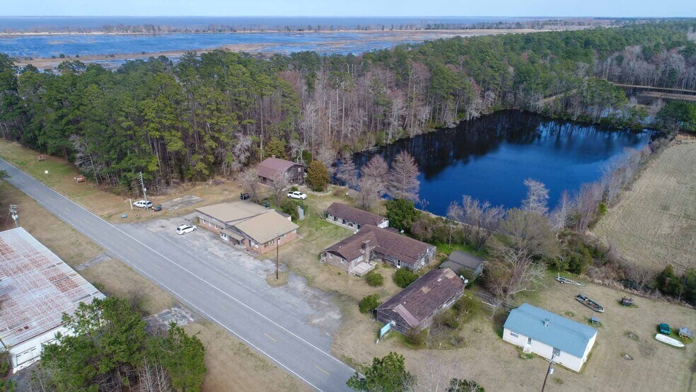 575 New Holland Rd, Swanquarter, NC 27885