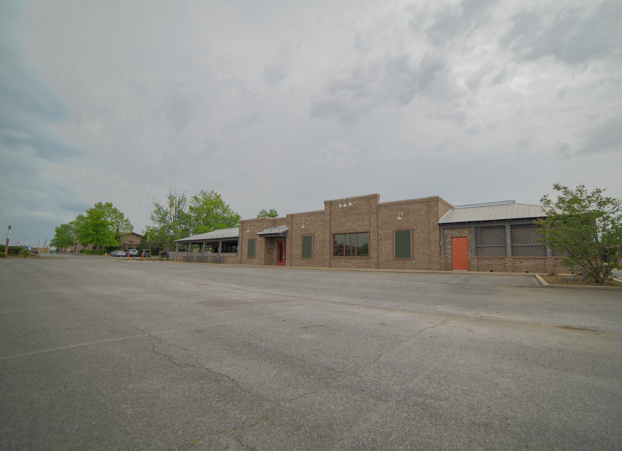 395 Cox Creek Pky, Florence, AL for sale Building Photo- Image 1 of 1