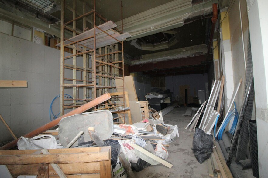 2 West Dyke Rd, Redcar for sale - Building Photo - Image 2 of 7