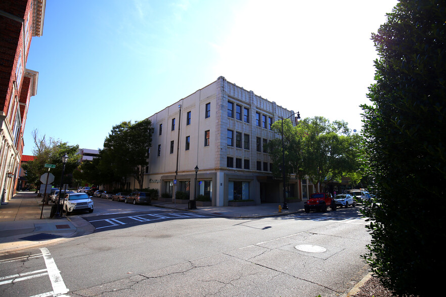 933 Broad St, Augusta, GA for lease - Building Photo - Image 3 of 31