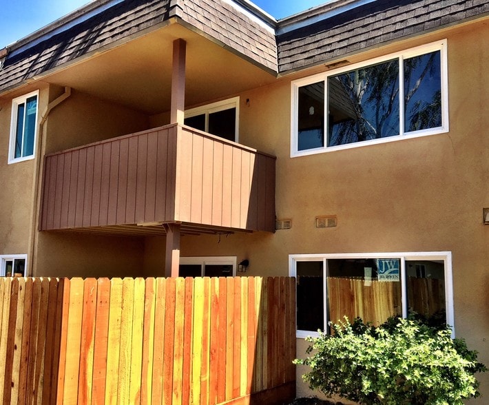 350 E Lincoln Rd, Stockton, CA 95207