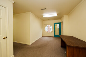 505 Faulconer Dr, Charlottesville, VA for lease Interior Photo- Image 1 of 3