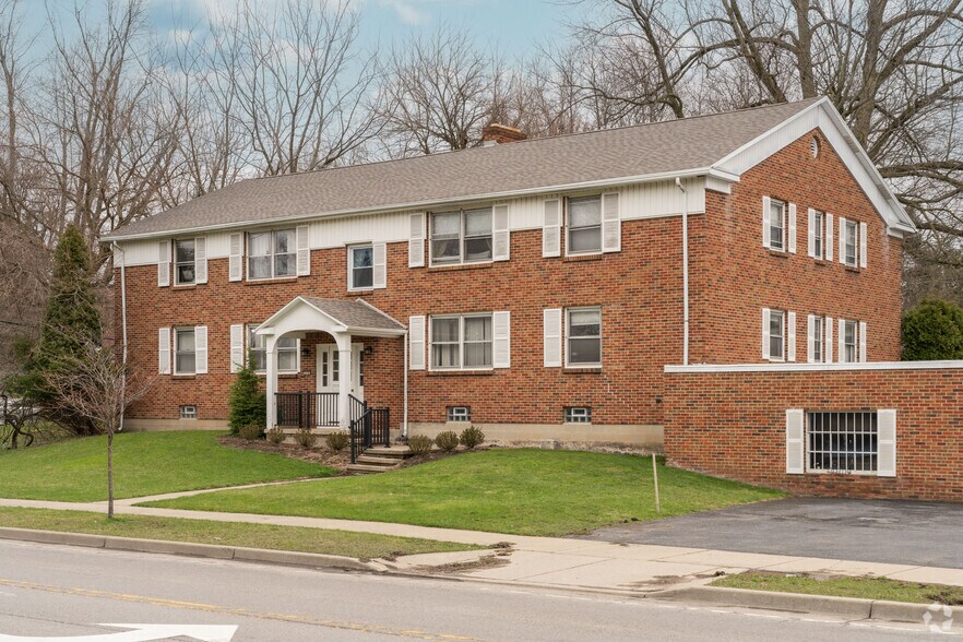 270 Garrison Rd, Williamsville, NY for sale - Primary Photo - Image 1 of 1