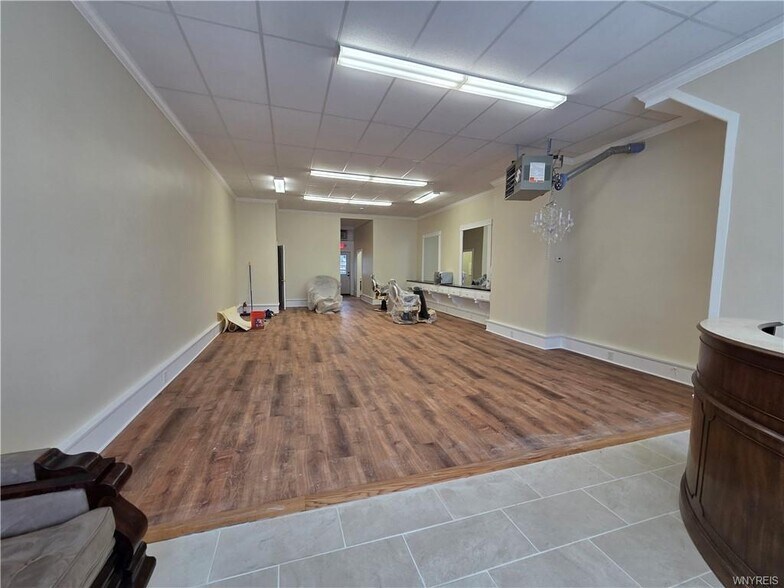 6 State St, Middleport, NY for lease - Building Photo - Image 3 of 11