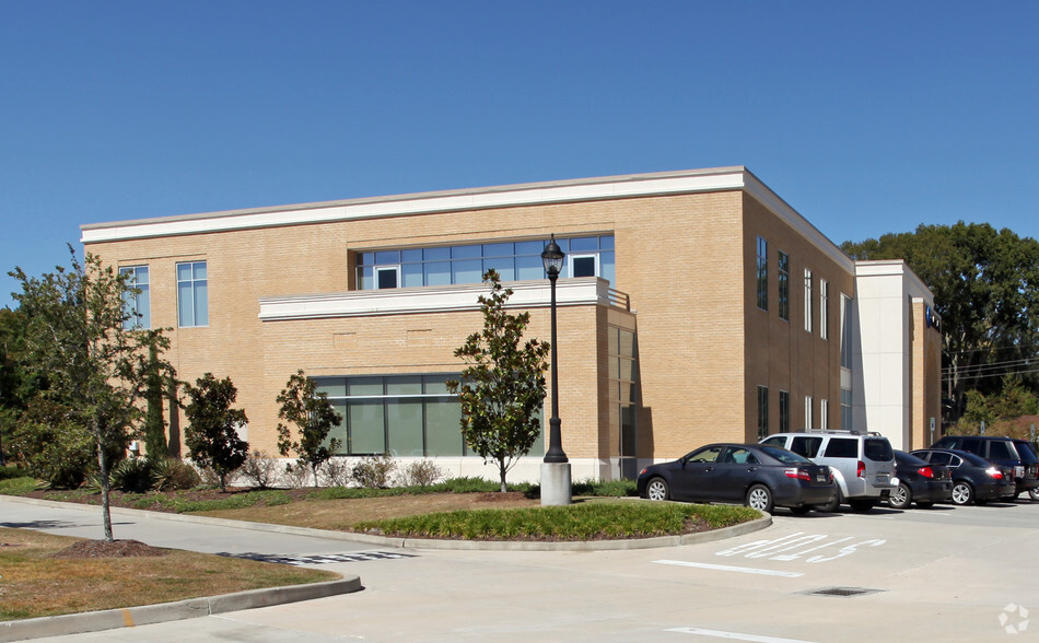 Towne Center at Cedar Lodge portfolio of 11 properties for sale on LoopNet.com - Building Photo - Image 2 of 11