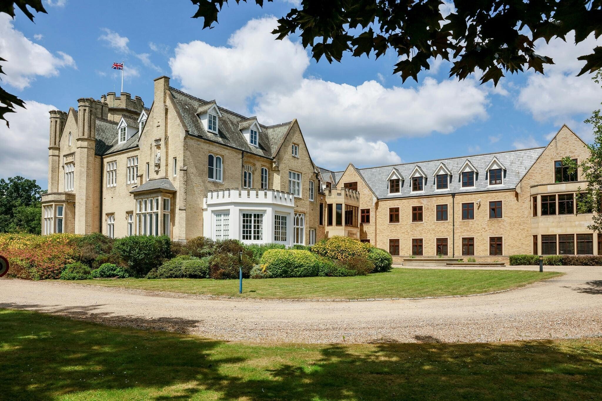 Stomp Rd, Burnham for lease Building Photo- Image 1 of 4