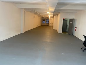 12 E 46th St, New York, NY for lease Interior Photo- Image 1 of 2