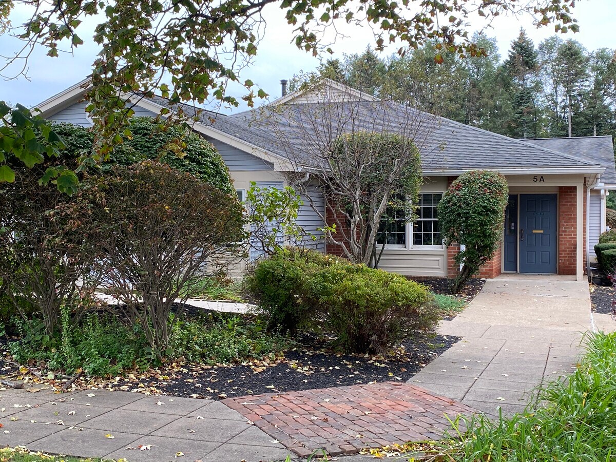 2024 Henrietta, Rochester, NY 14623