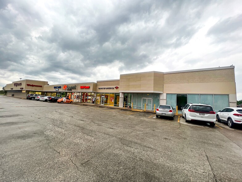 6740 Harrisburg Blvd, Houston, TX for lease - Building Photo - Image 3 of 3