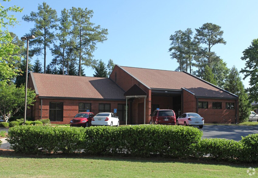 1285 Wellbrook Cir, Conyers, GA for sale - Primary Photo - Image 1 of 1