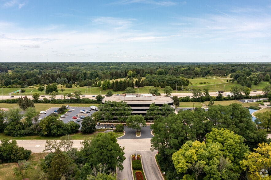 750 Warrenville Rd, Lisle, IL for lease - Aerial - Image 2 of 13