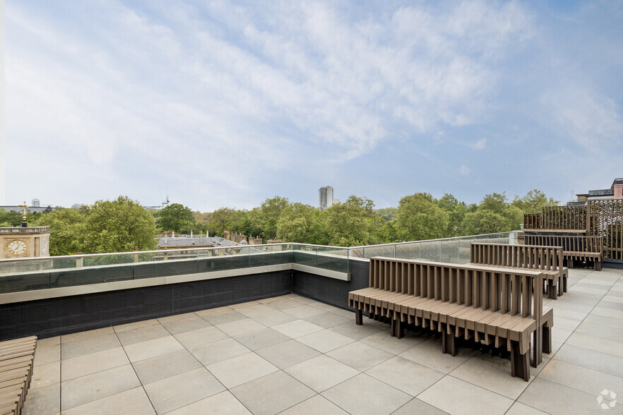 23-27 Buckingham Palace Rd, London for lease - Building Photo - Image 3 of 21