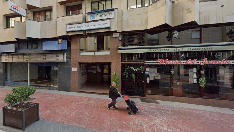Office in Ponferrada for sale - Building Photo - Image 2 of 2