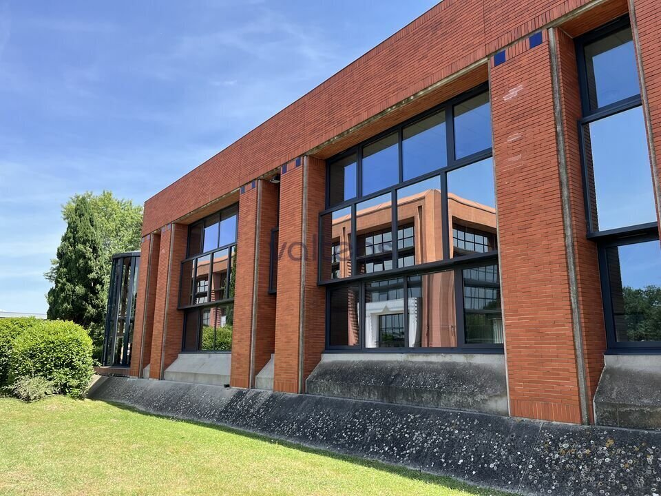 221 Rue Carmin, Labège for lease Building Photo- Image 1 of 6