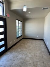 2216 NW 164th, Edmond, OK for lease Building Photo- Image 2 of 13