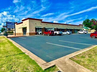 More details for 102 W Dallas St, Llano, TX - Retail for Lease