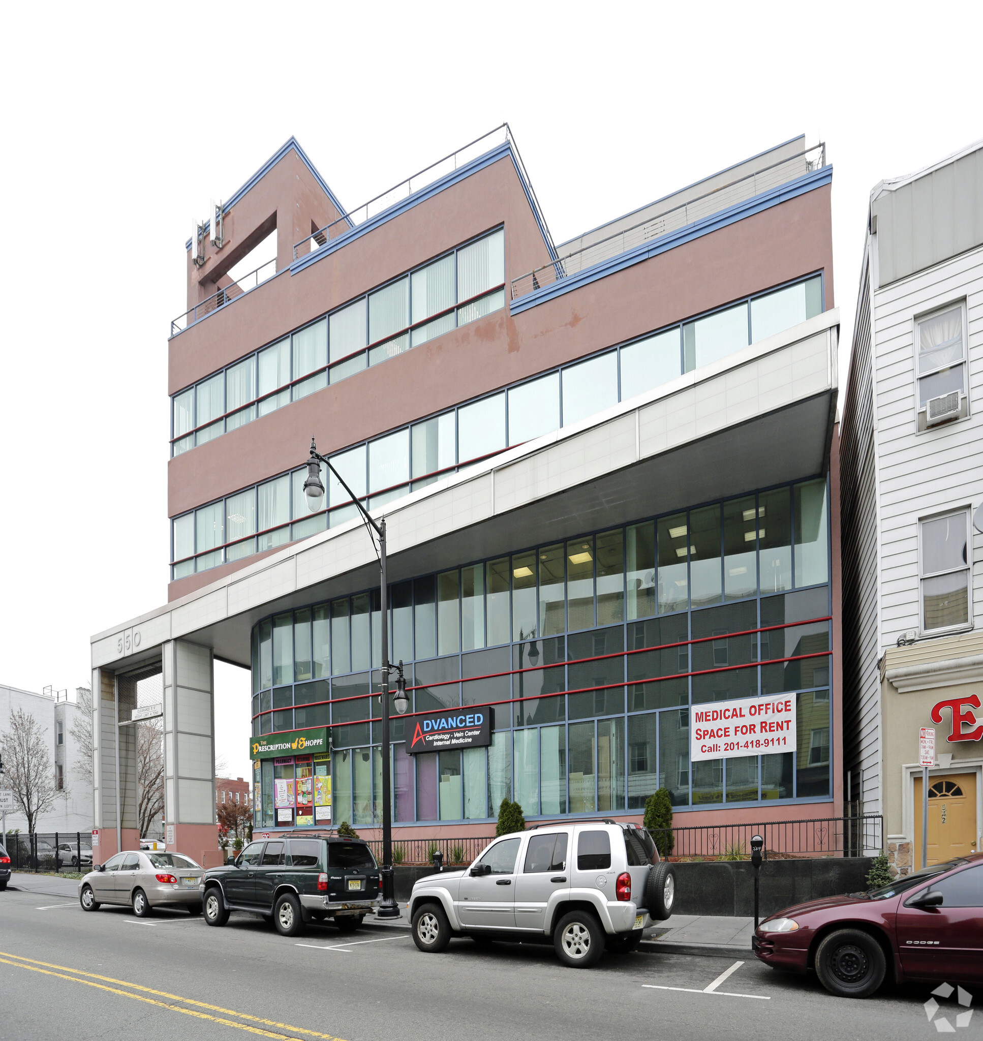 550 Newark Ave, Jersey City, NJ 07306 - Midtown Professional Ctr | LoopNet